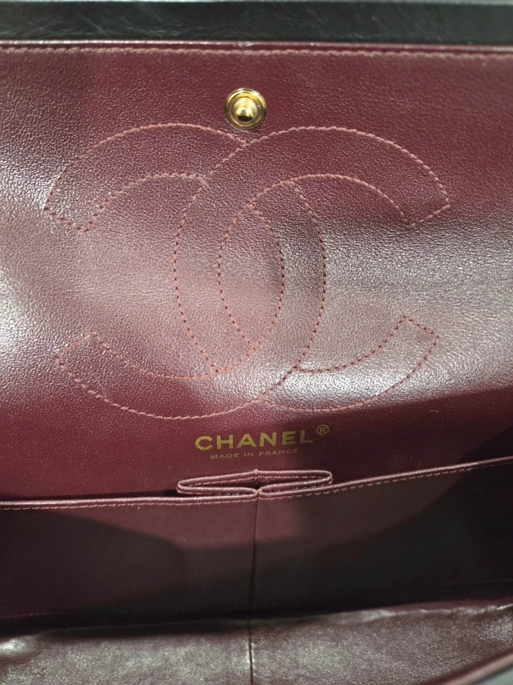CHANEL gorgeous reissue